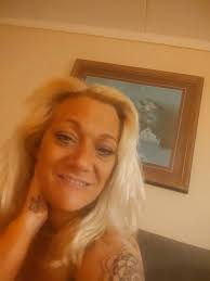 Hey guys new to Traverse City by 4 days !! I'm bored out of my damn mind  somebody hang out with me tonight Let's party Let's do something Show me a  good