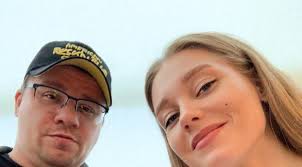 Jun 21, 2021 · рэпер алексей долматов, известный как гуф, сошёлся со своей бывшей супругой айзой через семь лет после развода. Razvod Ili Ne Razvod Chto Proishodit U Kristiny Asmus I Garika Harlamova Gossip World Top