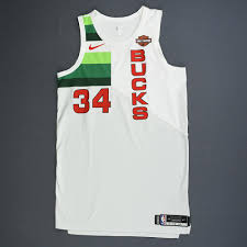 Draft rights to sam merrill, the #30 pick in the second round of the 2020 nba draft, were acquired by the milwaukee bucks from the new orleans pelicans on november 23, 2020. Giannis Antetokounmpo Milwaukee Bucks Christmas Day 18 Game Worn Earned City Edition Jersey Double Double Nba Auctions
