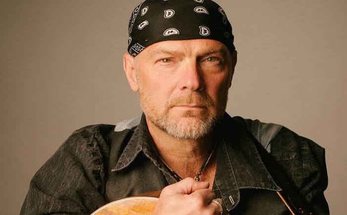 Les Stroud on 'Survivorman Bigfoot' - The Planisphere˚