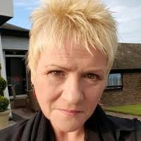 50+ perfiles de «Blumire»