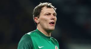 Настоящие болельщики всегда с командой. Andrej Pyatov Mog Prisoedinitsya K Dinamo Futbik Futbik Com