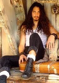 Jul 02, 2021 · the widow of chris cornell has shared a handwritten love note that her wrote to her. A Young Chris Cornell 1991 Imgur