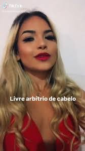 Amanda Lua's Instagram, Twitter & Facebook