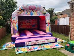 Do not use this picture princess belongs to doiis. Princess Bouncy Castle
