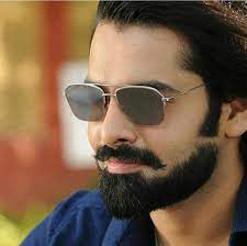 Pin By Shaista Perween On Ram Pothineni Ram Photos Girl Photography Poses Pink Queen Wallpaper