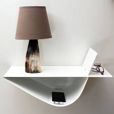 Donnez une touche style contemporain à votre chambre avec notre sélection table de chevet style contemporain à prix réduit! Table De Chevet Suspendue Design Chevet Mural Table De Nuit Blanche