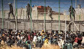 La declaración de los agentes en la valla compromete a Marlaska: "Entraron  los gendarmes porque nos estaban machacando" | España