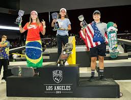 Com apenas 7 anos de idade, a internet conheceu rayssa leal como a fadinha do skate após uma postagem em seu instagram andando de skate com uma fantasia de f. Pin Em Skate
