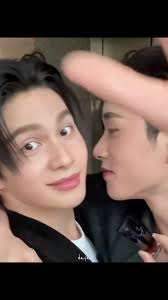 Westies Solteros: Atrevimiento y Amor en la Vida