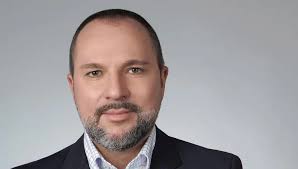 Michael Bausch leitet Premio Reifen + Autoservice