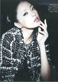 Photo of fashion model Hilda Lee Yung-Hua