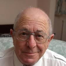 Gut Instinct (A Pike Logan Thriller) eBook : Taylor, Brad: Amazon.ca: Books