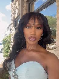 Have an amazing Sunday😘, #sundaymood #sundaywellspent #ootd #lotd  #50plusstyle #50plusandfabulous #elegantstyle #loveisintheair