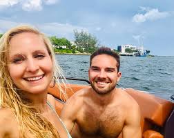 Heaven is Now! 🏝🙏🏻💛😊 I had the most amazing time with the 1heart tribe  in Miami! ✨🏖 I'm so grateful to have wonderful heart centered friends who  are so giving and love