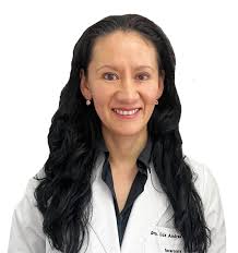 Dra. Luz Andrea León Cárdenas: especialista en Medicina Interna en Bogotá