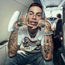 Arte Decorativo I Tatuaggi Di Sfera Ebbasta Sfera ebbasta è un famoso trapper italiano. i tatuaggi di sfera ebbasta