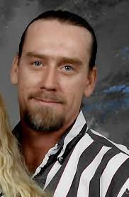 Leslie Charboneau's Instagram, Twitter & Facebook