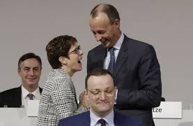 Friedrich merz schenkte dem obdachlosen sein buch. Reaktionen Auf Wahl Von Kramp Karrenbauer Als Trostpreis Ein Signiertes Buch Fur Friedrich Merz Politik Stuttgarter Nachrichten