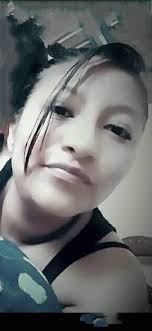 En la Provincia de Santa Elena. De la Parroquia Manantial de Chanduy salió  a trabajar como todos los días y fue encontrada sin vida a las 07:00 En  unos matorrales del manantial