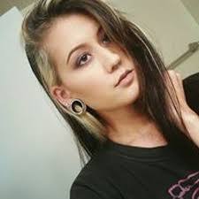 Ivy Riggs's Instagram, Twitter & Facebook