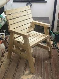 4 Awesome Rustic Pallet Patio Furniture Designs Awesome Designs Furniture Pallet P In 2020 Selbstgemachte Gartenmobel Palettenmobel Im Freien Holzplatten Mobel