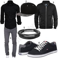 Schwarz Grauer Style Mit Hemd Chino Und Armband Herren Outfit Manner Outfit Und Stile Fur Manner