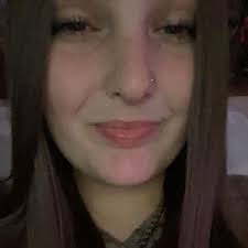 Alyssa Agee's Instagram, Twitter & Facebook