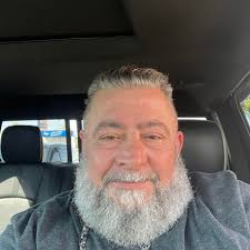 I have a Horton reman fan clutch that was never installed . Cost $750 new,  will sell for $400 It's for a ISX Cummins 871 motor.