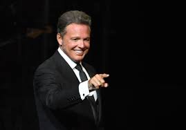 Often referred to as el sol de méxico (the sun of mexico) and el sinatra latino (the latin sinatra), luis miguel is unarguably one of the most successful musical artistes in the history of latin america. Luis Miguel And His Brothers Were Close How S The Relationship Today