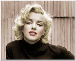 The retro 60's hairstyles are very appealing and that may be because of the height of the hair. 133 Extravagant 60s Hairstyles To Wear In The Modern World