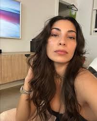 In the elevator be right down