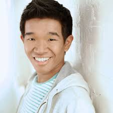 Stream "King Of The World" (Peter Perry Lam)