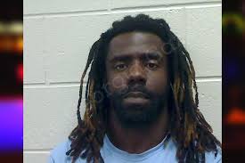 Isaac Dowell's Instagram, Twitter & Facebook