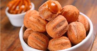 Recette Mini Churros Au Caramel Au Beurre Sale Alimentation Churros Cuisine Et Boissons