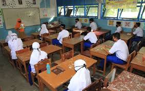 98+ gambar animasi guru sedang mengajar di kelas. Lghislilpdpyxm