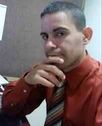 Conócelo: Nuestro editor Enrique Márquez Ocasio (@marquezocasio). Sin miedo  investigando y preguntando.