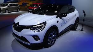 Fianchi scolpiti, interni raffinati e design personalizzabile. 2020 Renault Captur E Tech Exterior And Interior Auto Show Brussels 2020 Youtube