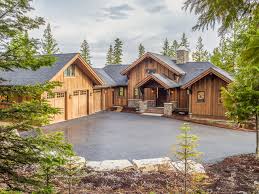 Iron horse has a 6 horse eurocisor, round pen and countless turnouts all open to our clients with a a wooden tack trunk is attached to all mare motels to keep blankets and any other 'horsey clothing'. Iron Horse Shooting Star Modern Exterior Other By Big Mountain Builders Houzz