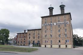 It was the seat of the nordwestmecklenburg district until 2011, when wismar became the seat. Kantine Malzfabrik Landkreis Nordwestmecklenburg