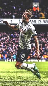 A hurricane , also called a tropical cyclone, is a rapidly rotating storm system. F Edits Hurricane Harry Kane Mobile Wallpaper Spurs