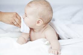 Ab wann können babys durch den mund atmen? Erste Hilfe Bei Babyschnupfen