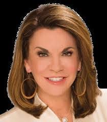 Lottie Sanders's Instagram, Twitter & Facebook