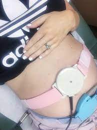 How To Know If You Re In Labor Real Stories From 15 Moms Life By Lee