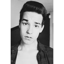 abby mendes. (@mendesdoe_)