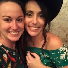 Amy Messick's Instagram, Twitter & Facebook