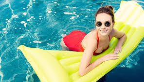 Bouncehousesnow.com is your premier online shop for everything bounce house related. 10 Best Pool Floats In 2021 Tested And Reviewed By Pool Enthusiasts Globo Surf
