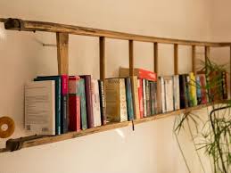 Bucherregal Regal Aus Alter Leiter Bookshelves Diy Shelves Old Ladder