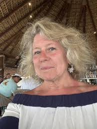 Walking along the beach in Hartlepool last year and stumbled across this.  It intrigued me, but not enough to actually do anything with it or find out  anything about it. Anyone have