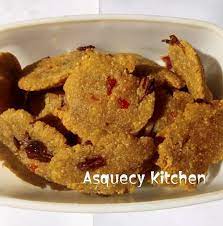 You can enjoy your garri by making a cake out of it. Asquecy Kitchen Wainar Rogo Facebook